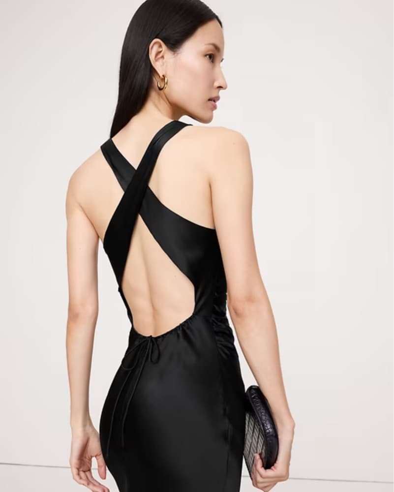Sleek Black Dress - Image 3