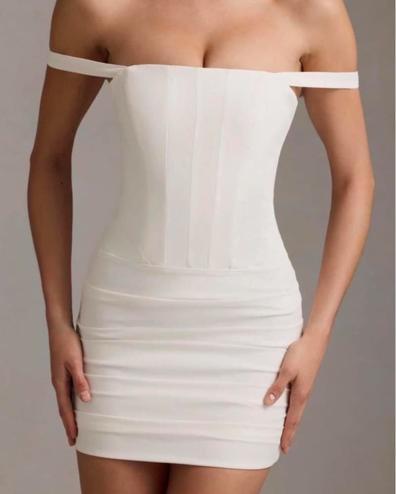 Elegant Off-Shoulder Mini Dress - Image 1