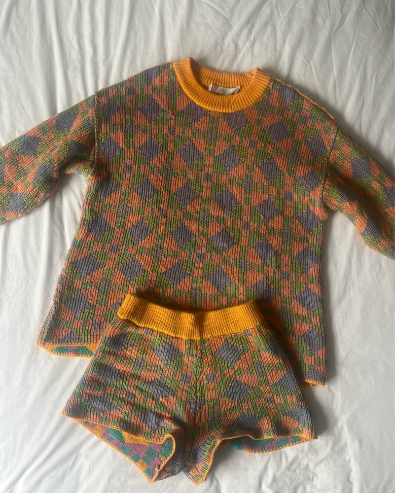 Vibrant Camo Knit Shorts Set - Image 1