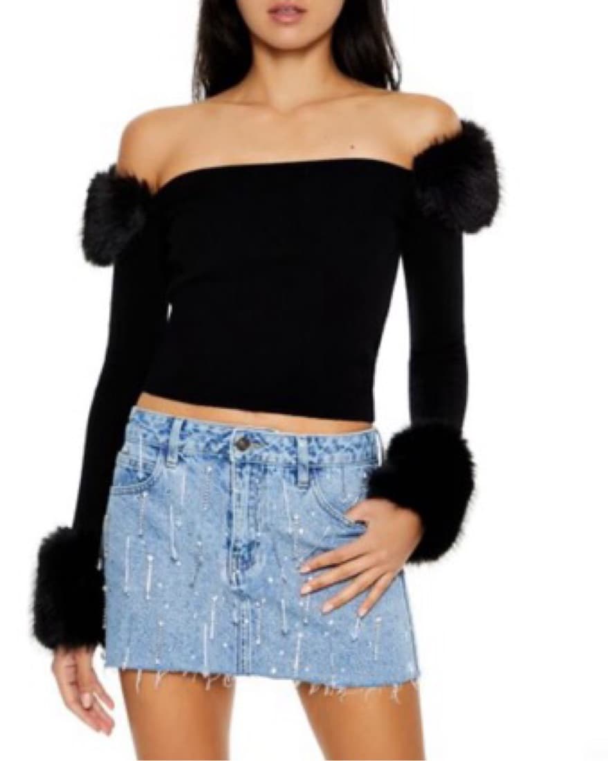 Black Fur Hat And Top - Image 3