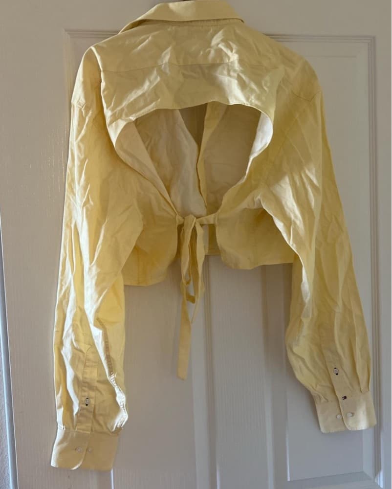 Cropped Yellow Tommy Hilfiger Blouse - Image 2