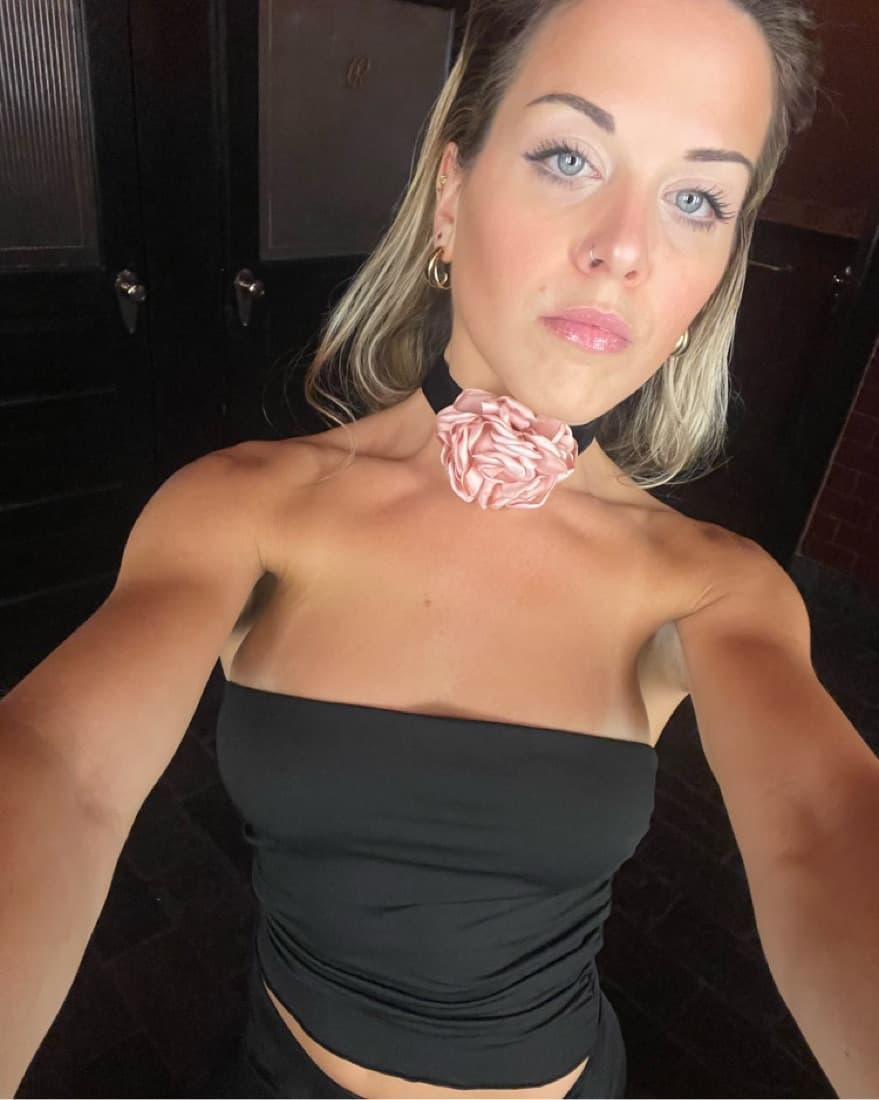 Black Two Piece Rose Set  - Image 2