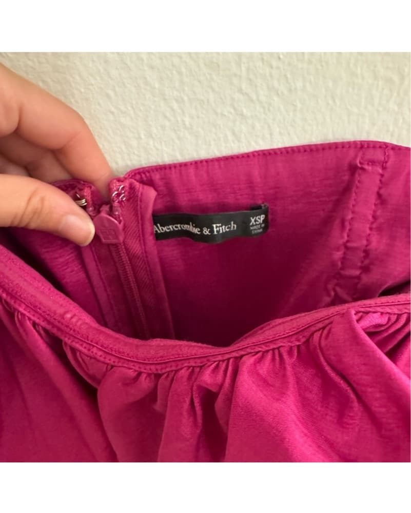 Abercrombie & Fitch Fuchsia Taffeta Off- - Image 3