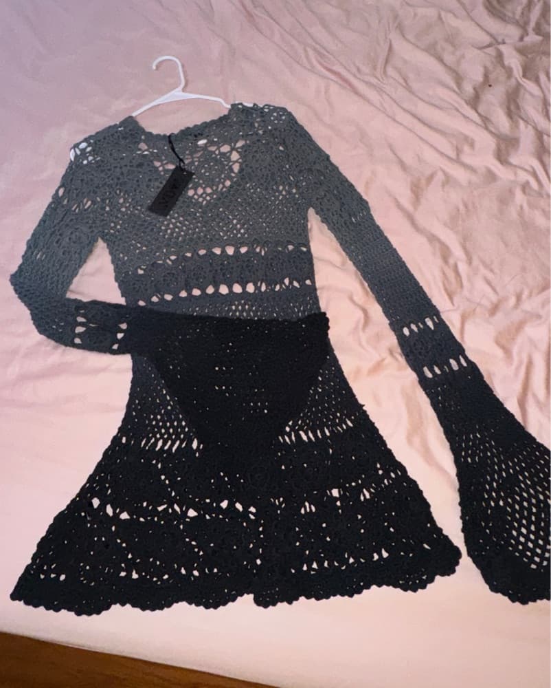 Widow Crochet Green Dress/cover Up - Image 1