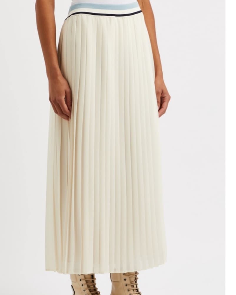 Moncler White Pleated Skirt  - Image 2