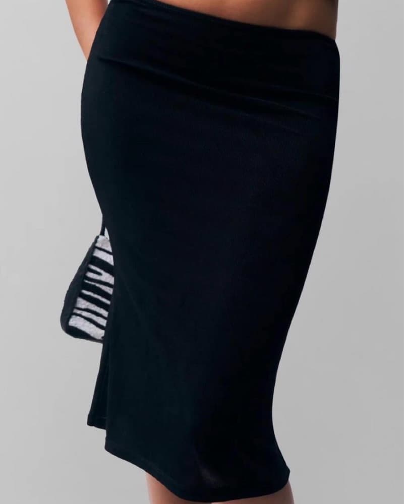 Guizio Midi Skirt Black Sold Out - Image 4