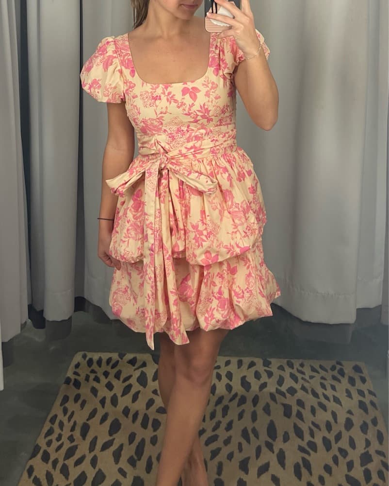 Elegant Floral Puff Sleeve Dress - Image 1