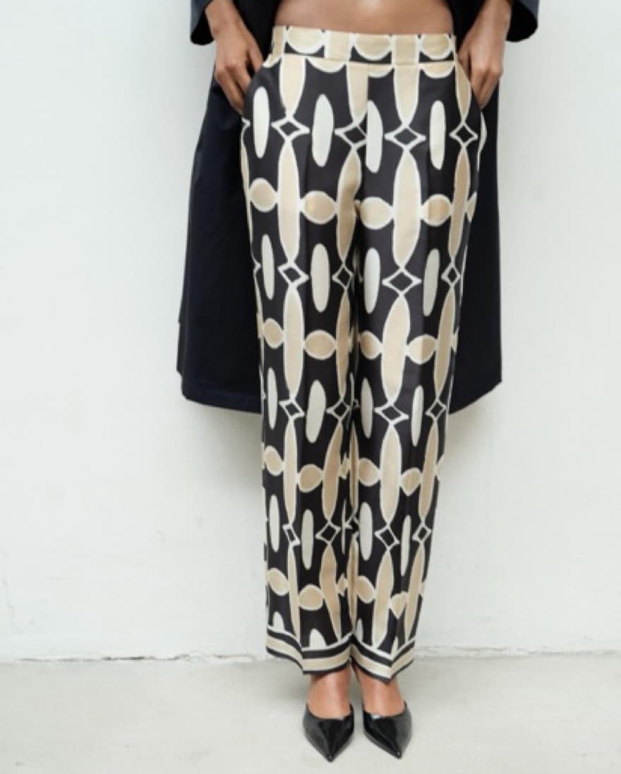 Geometric Silky Print Pants - Image 3