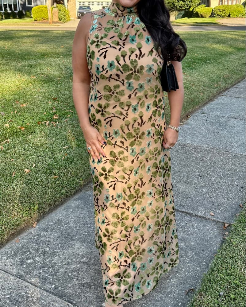 Alluring Leopard Print Maxi Dress - Image 1