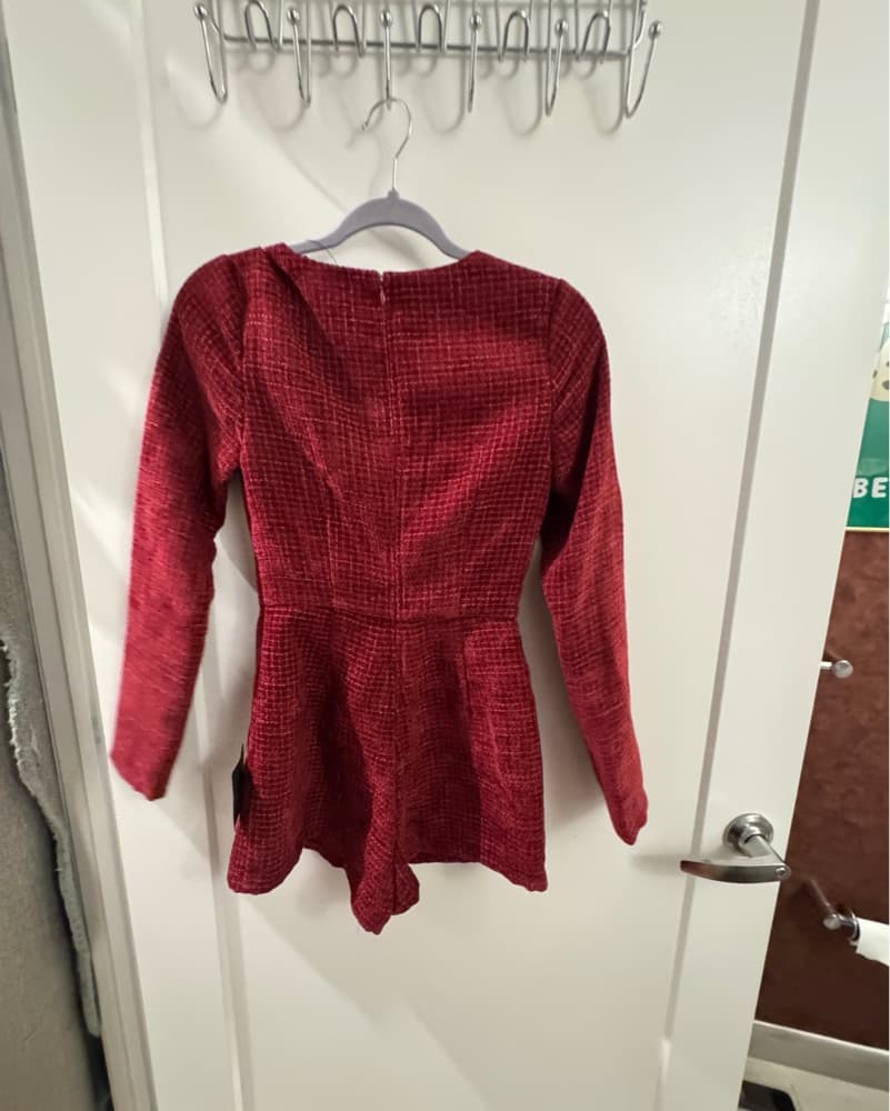 Chic Red Textured Mini Dress - Image 2
