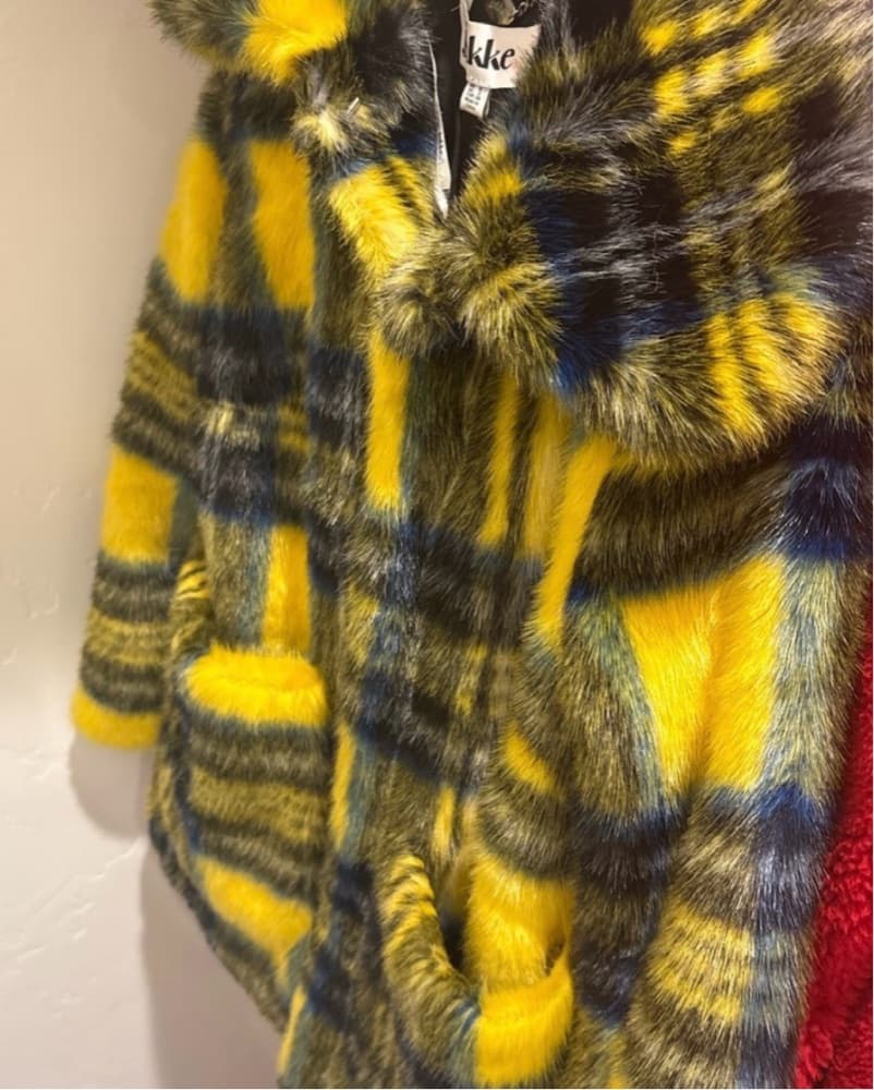 Jakke Plaid Fur Coat  - Image 3