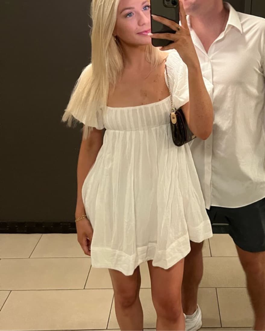 Marina Mini White Flowy Dress - Image 4