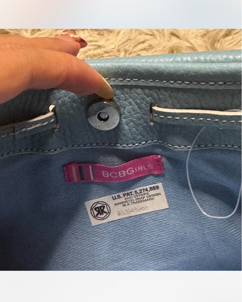 Vintage Baby Blue Leather Bag - Image 2