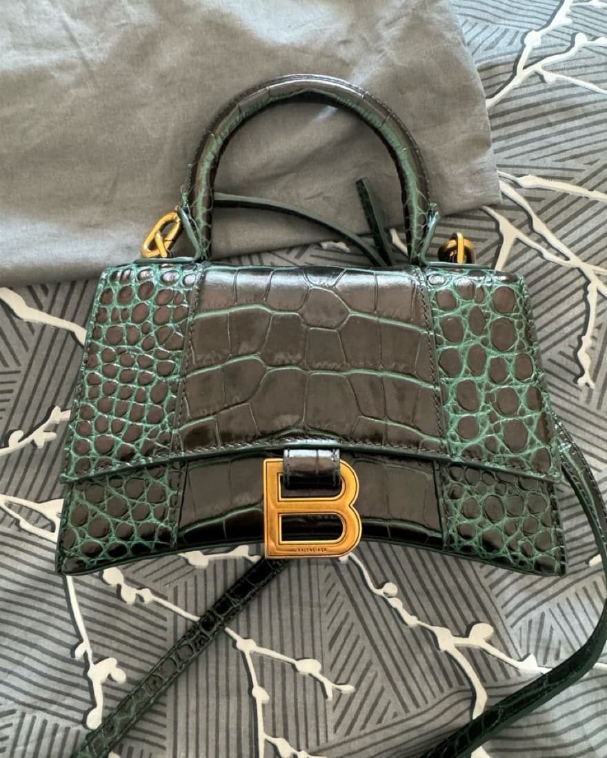 Balenciaga Houglass - Image 1