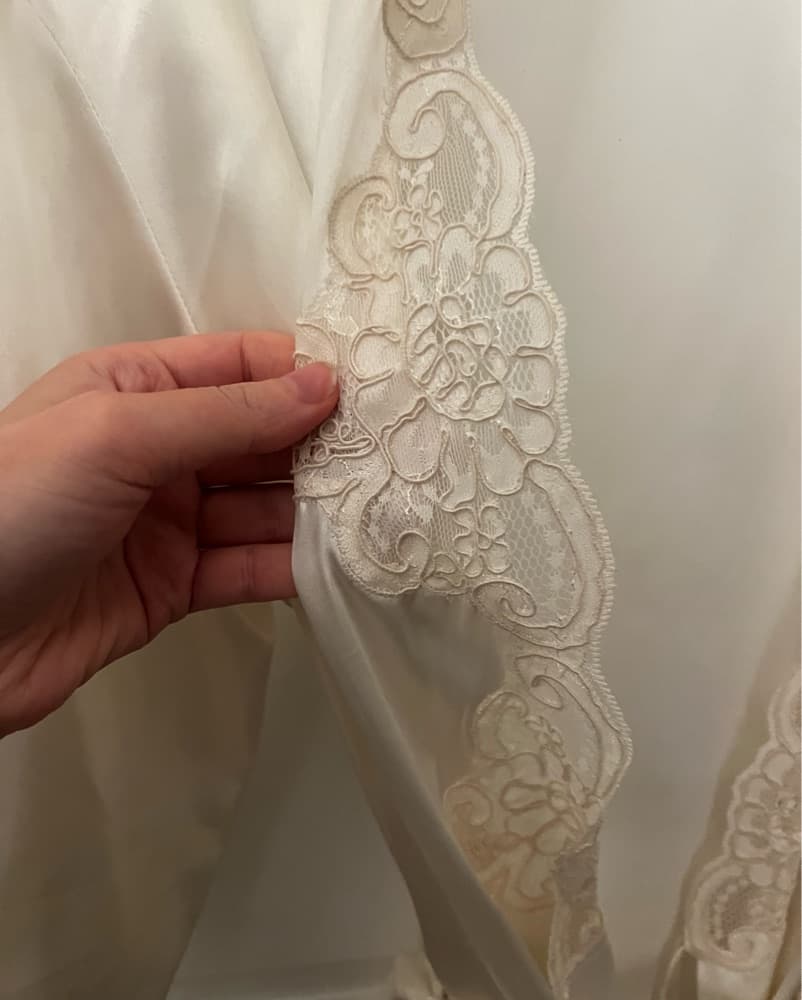 Vintage Designer Bridal Robe - Small - Image 2