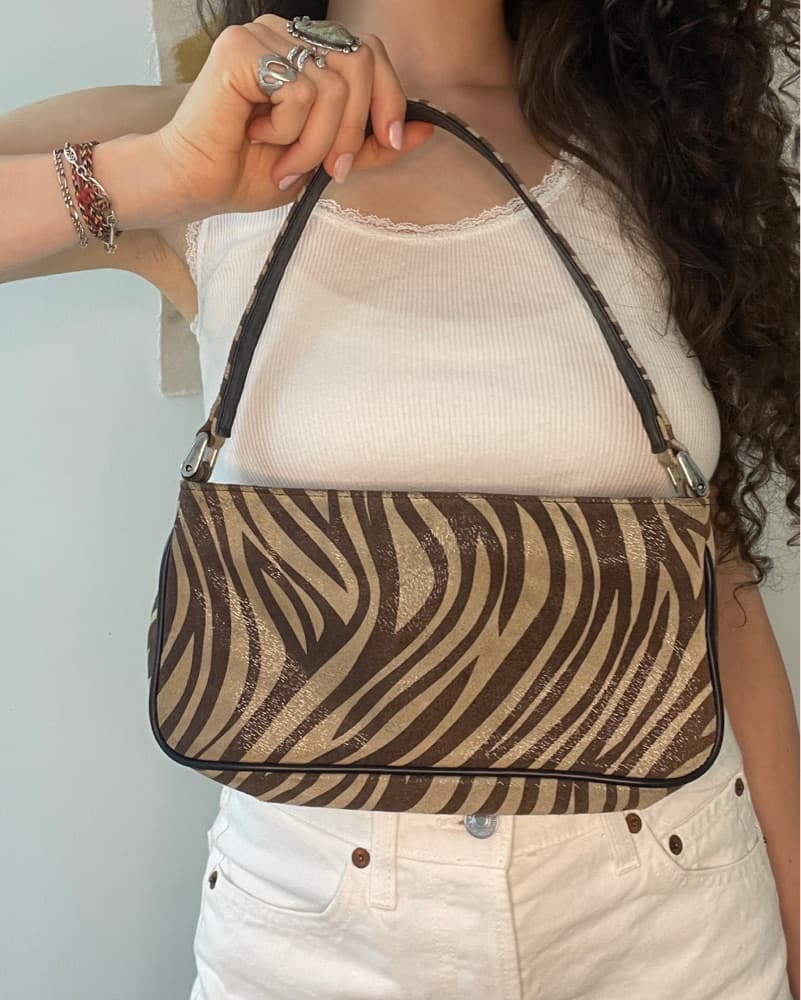 Isabella Fiore Vintage Purse - Image 3