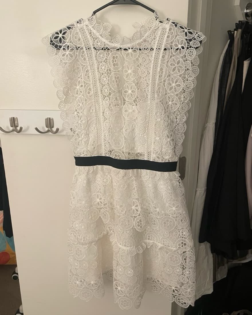 White Lace Self portrait dress - Image 3