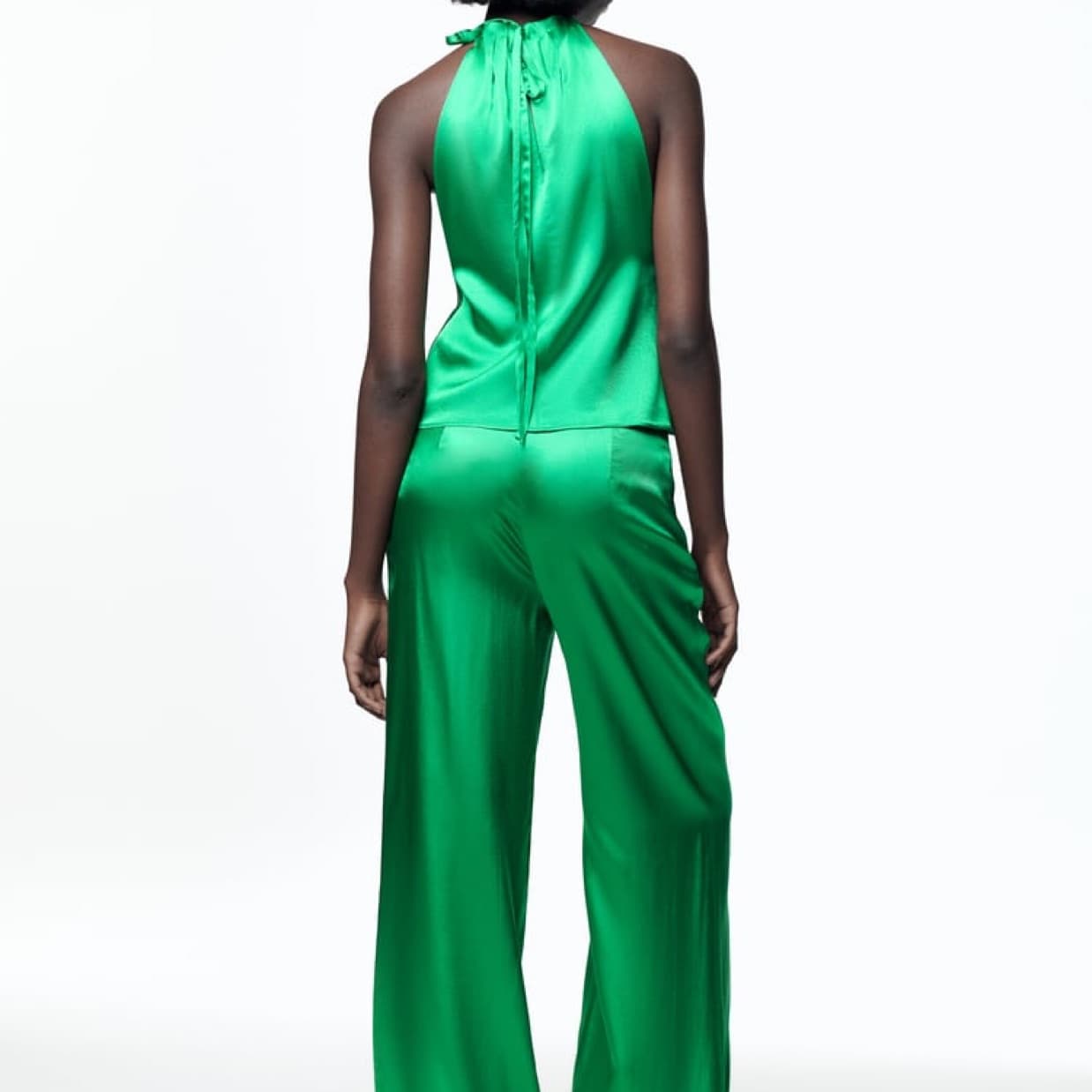 Stunning Green Silky Summer Set - Image 3