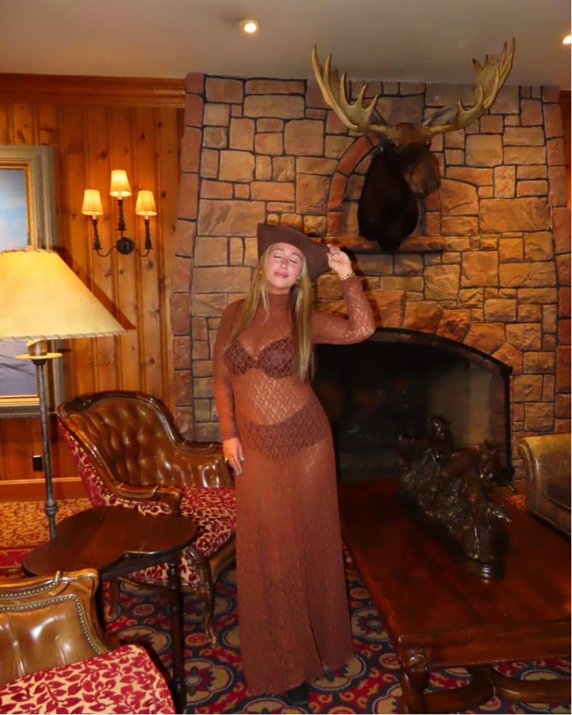 Chocolate Brown Suede Cowboy Hat - Image 4