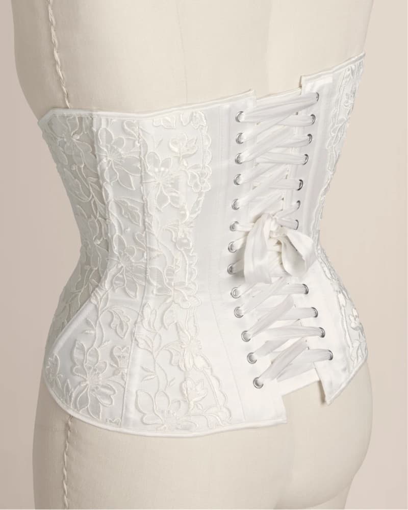 Scarlett Gasque Velma Waspie - Image 3