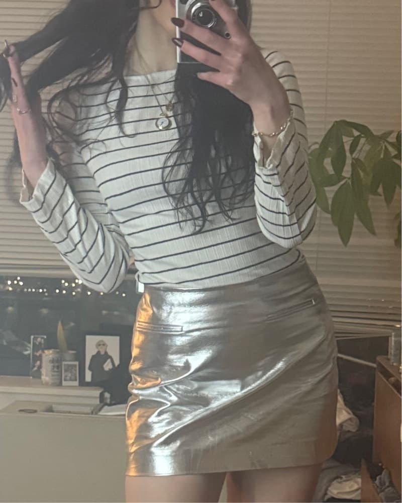 Silver Mini Skirt  - Image 4