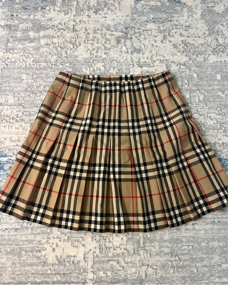 Burberry Highwaisted Pleated Mini Skirt  - Image 3
