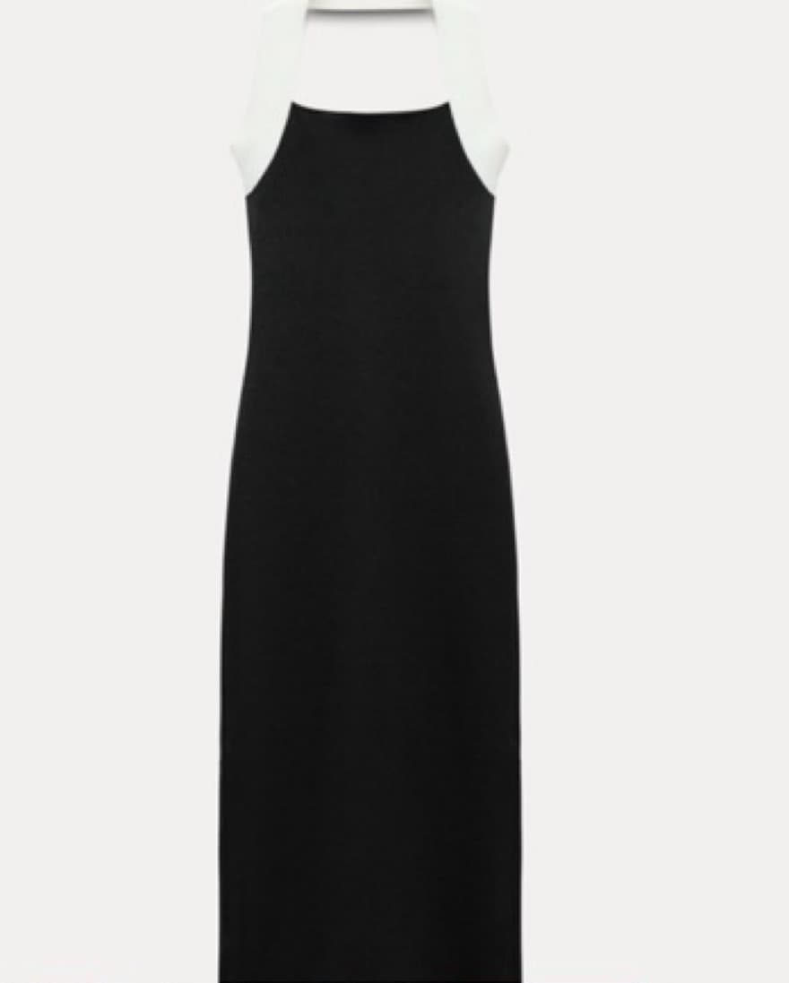 Flattering Stretch Knit Halter Dress - Image 5