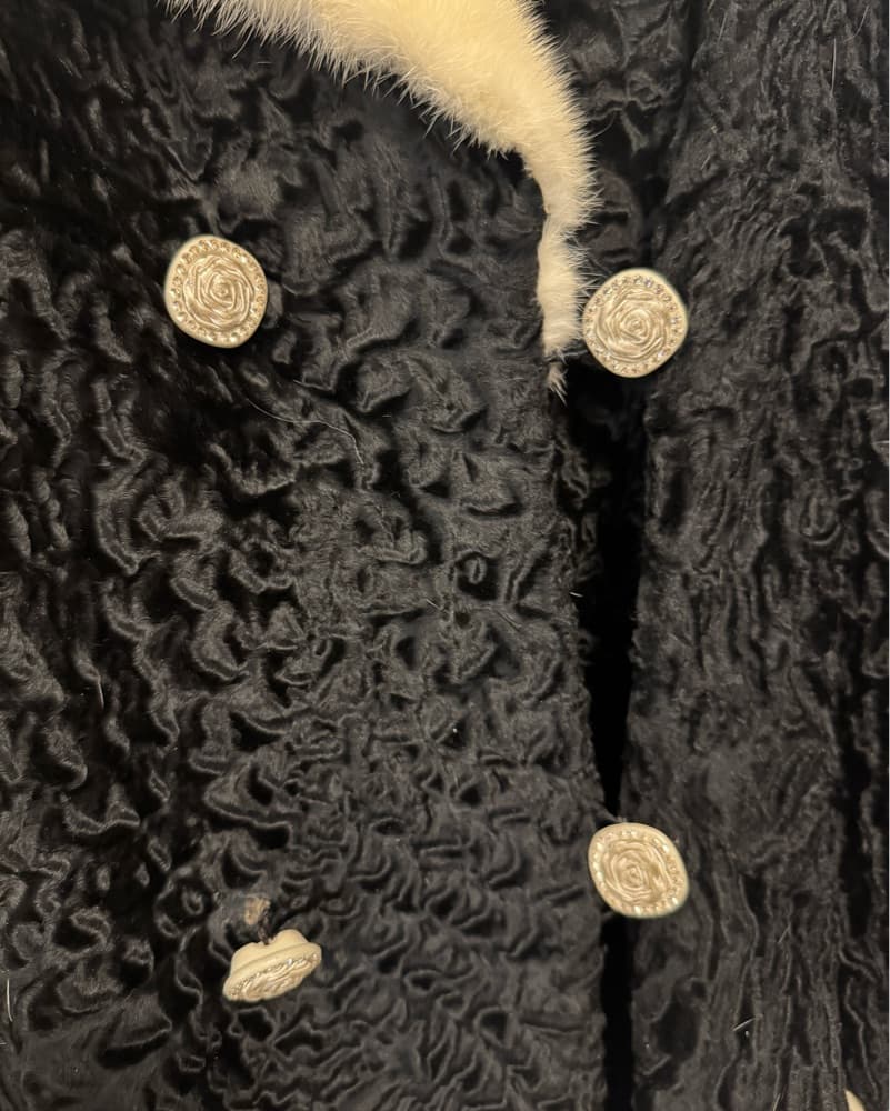 Vintage Fur Coat  - Image 3