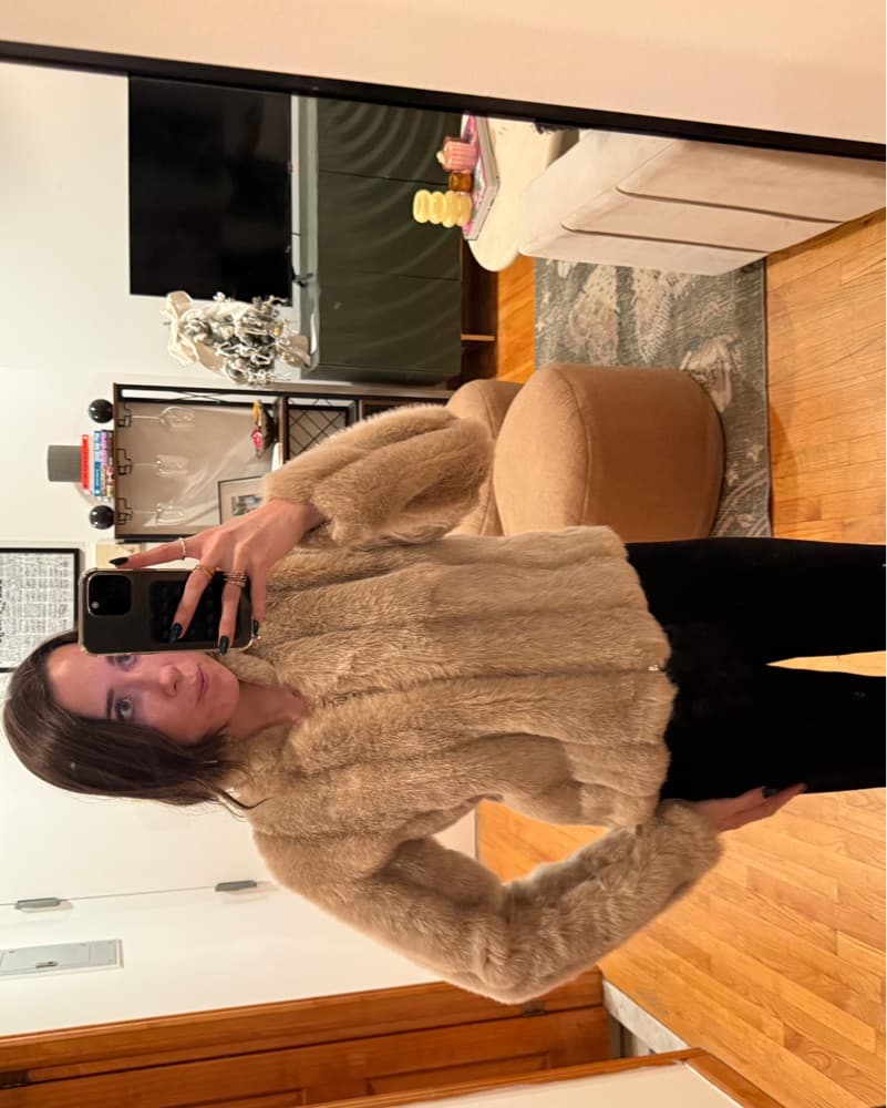 Vintage Tan Faux Fur Coat - Image 3