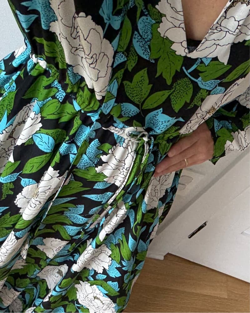 DVF Vibrant Floral Midi Dress - Image 5