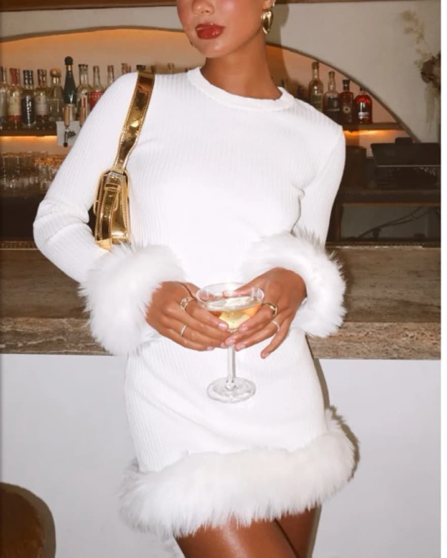 White Fur Set - Image 1