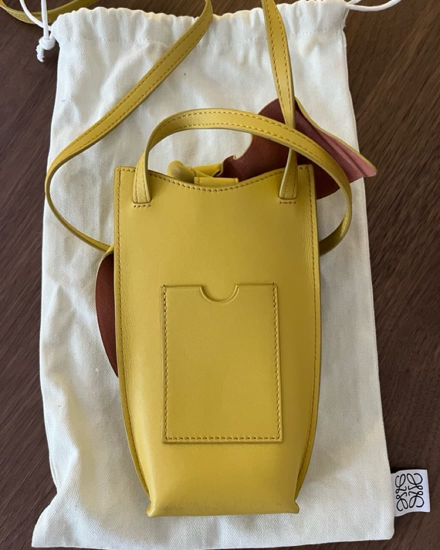 Loewe Rabbit Leather Crossbody Bag - Image 3