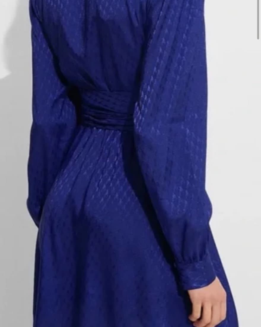 Express Jacquard Satin Tie Waist Long Sl - Image 3
