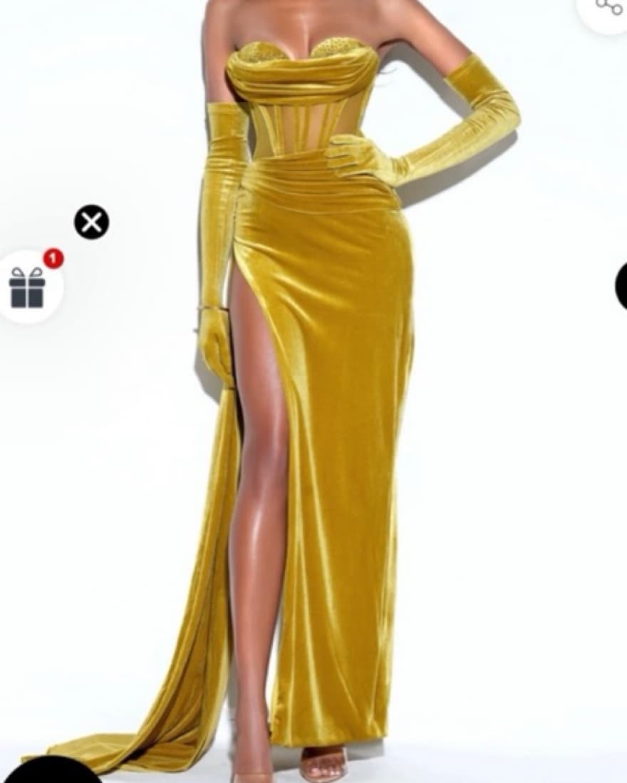 Miss Circle Velvet Gown - Image 2