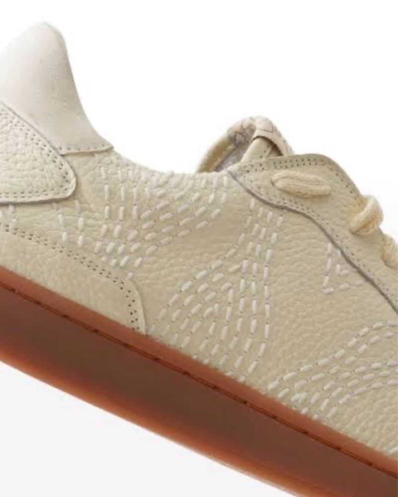DVAITA Calico White Shoes - Image 2