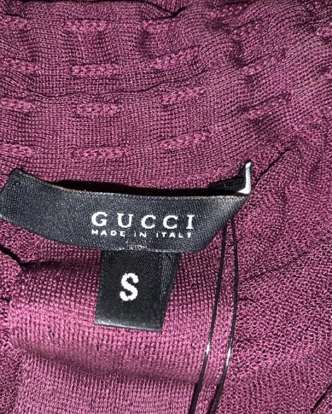GUCCI size SM cranberry silk top - Image 2