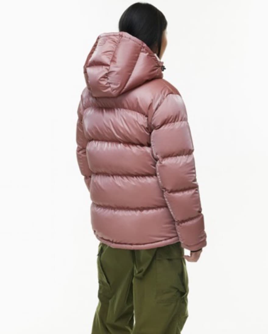 Liquid Shine Mid Pink Super Puff - Image 4