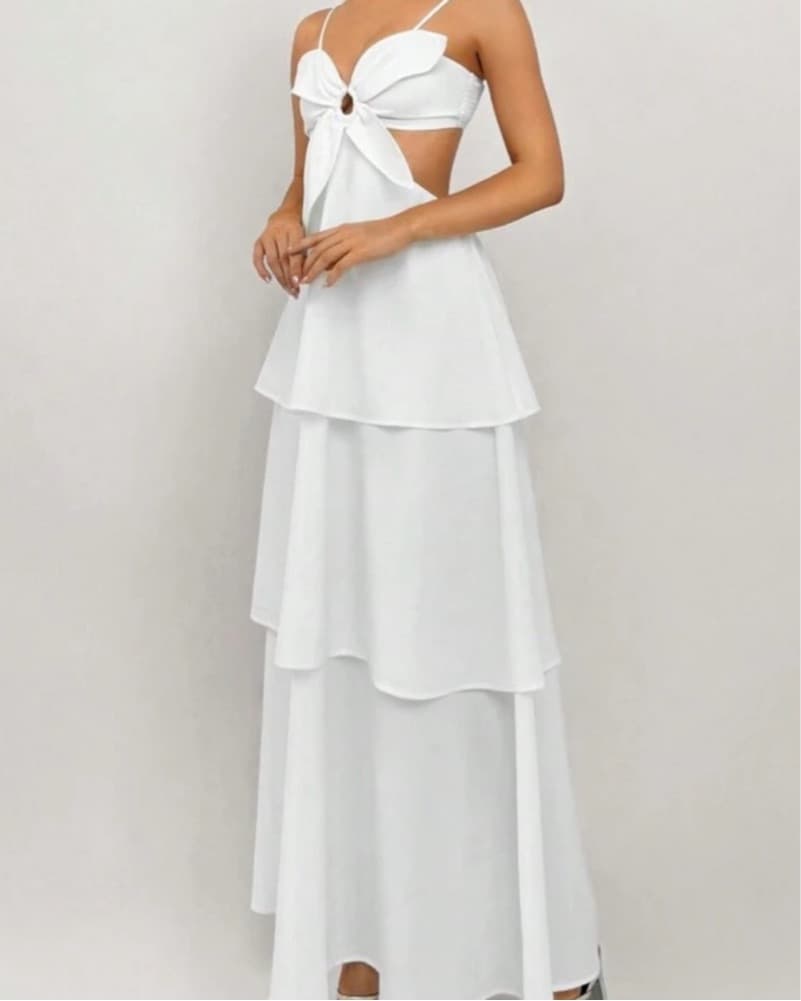 Farm Rio White Flower Tiered Maxi Dress - Image 3