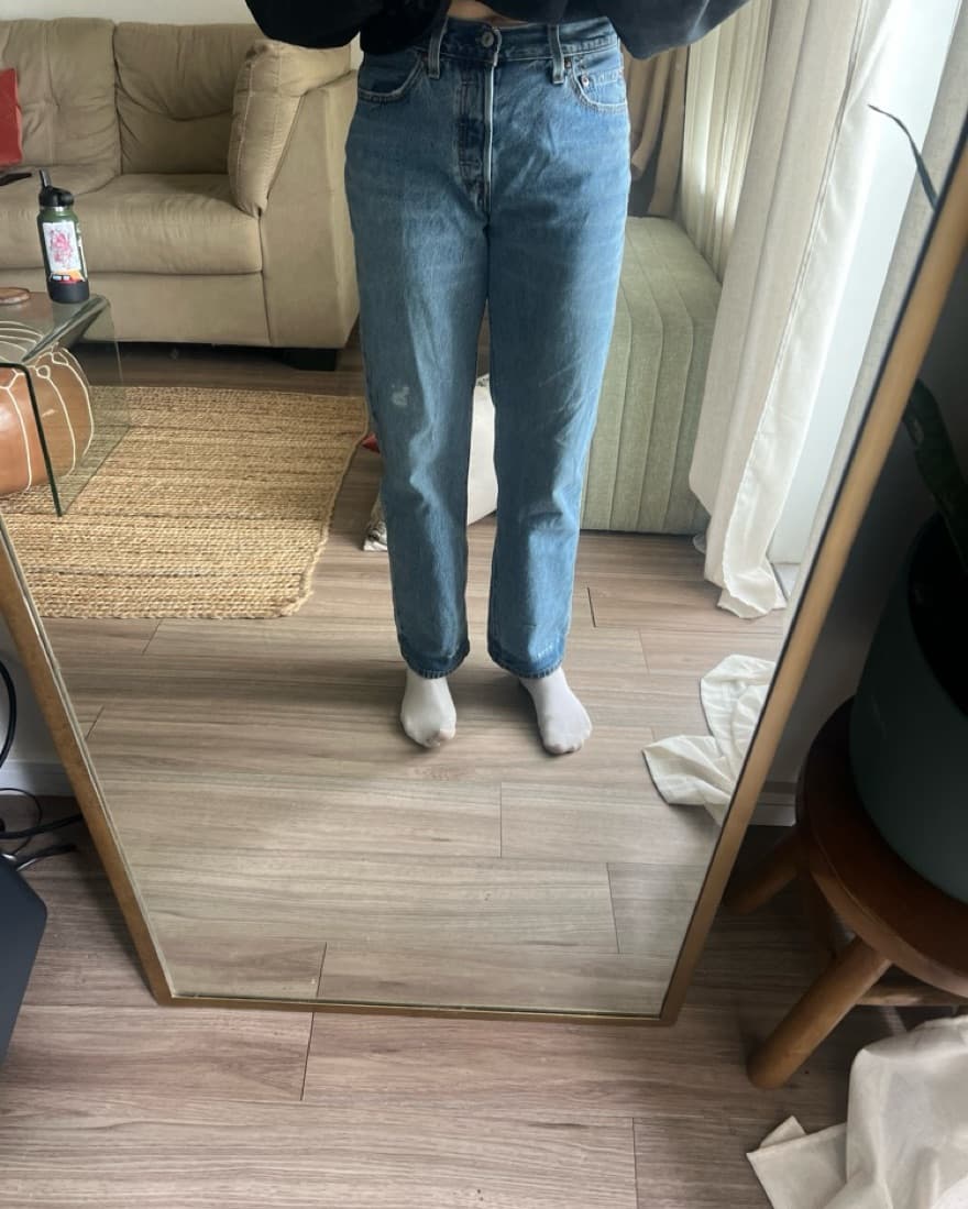 Levis 501 90s Jeans  - Image 2