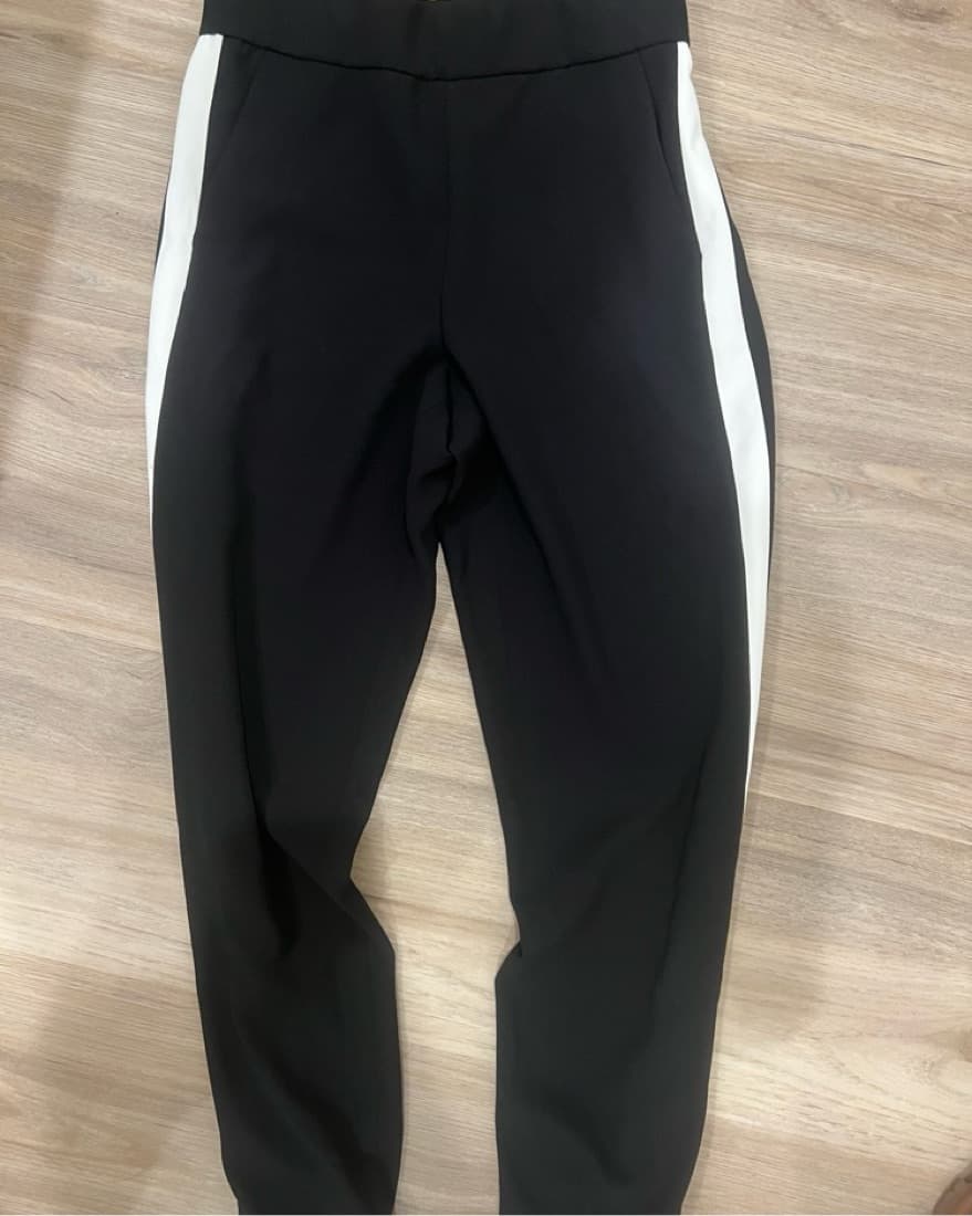 Alice + Olivia Jogger Pant - Image 6
