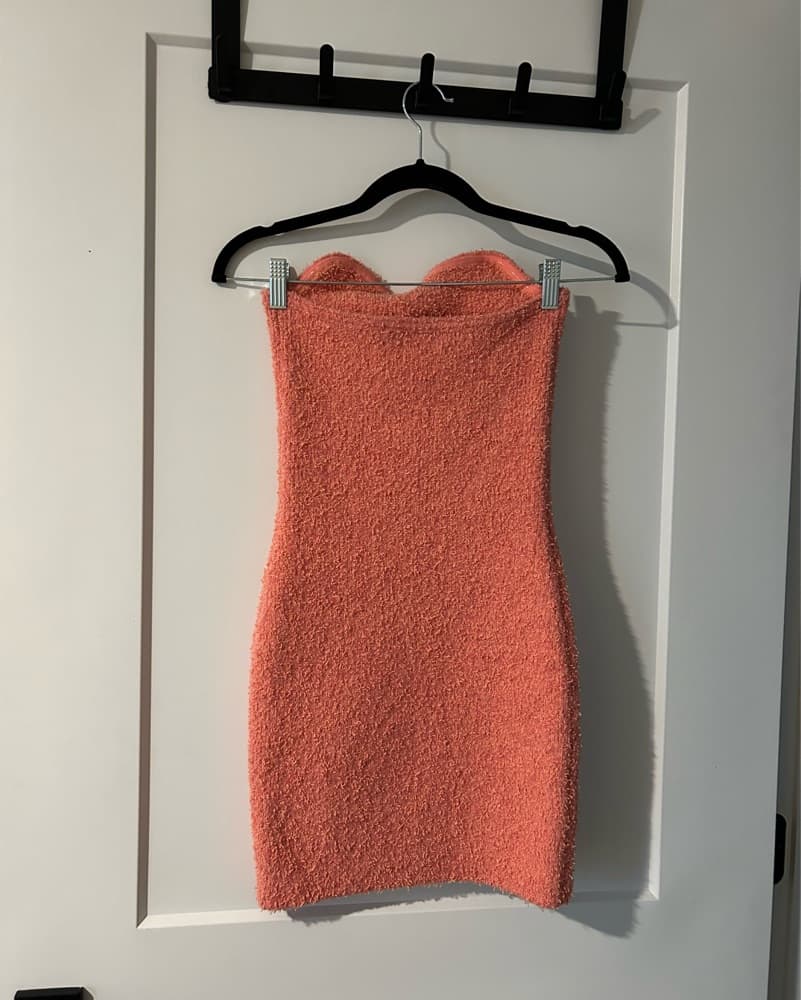 Plush Coral Bandeau Mini Dress - Image 4