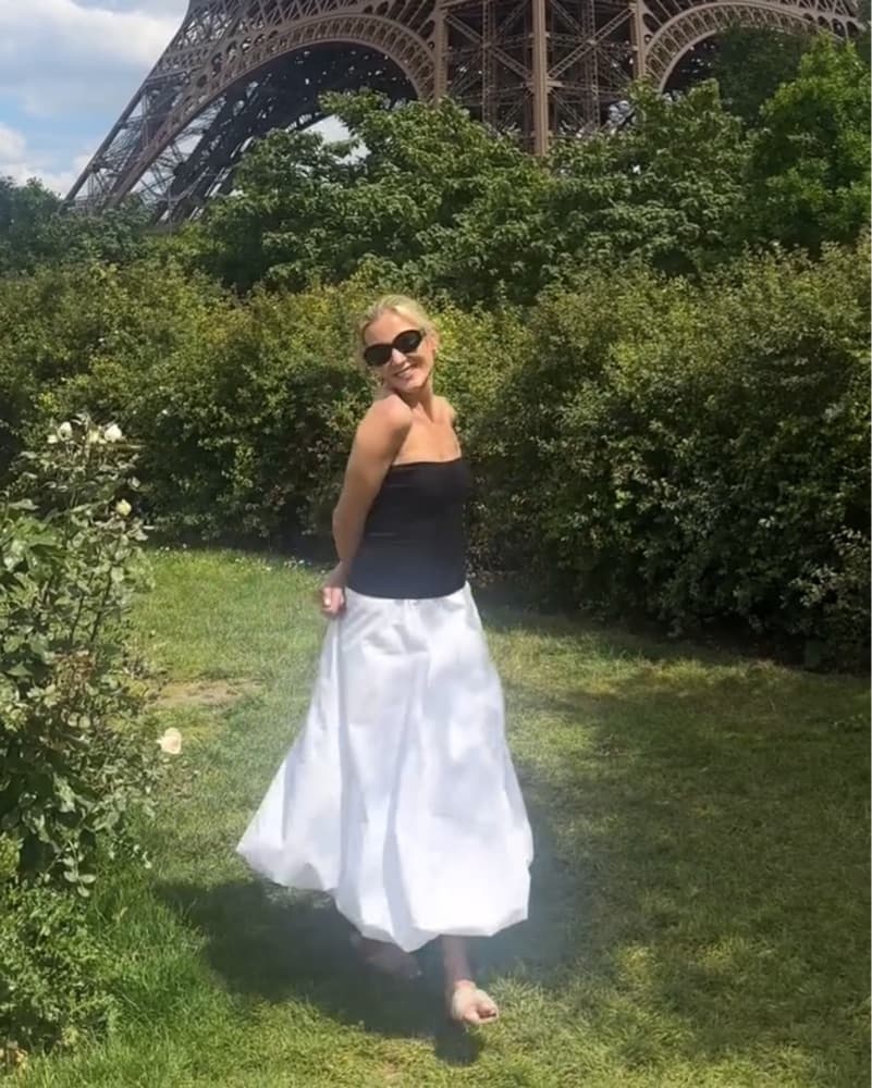 Chic White Bubble Skirt - Image 3