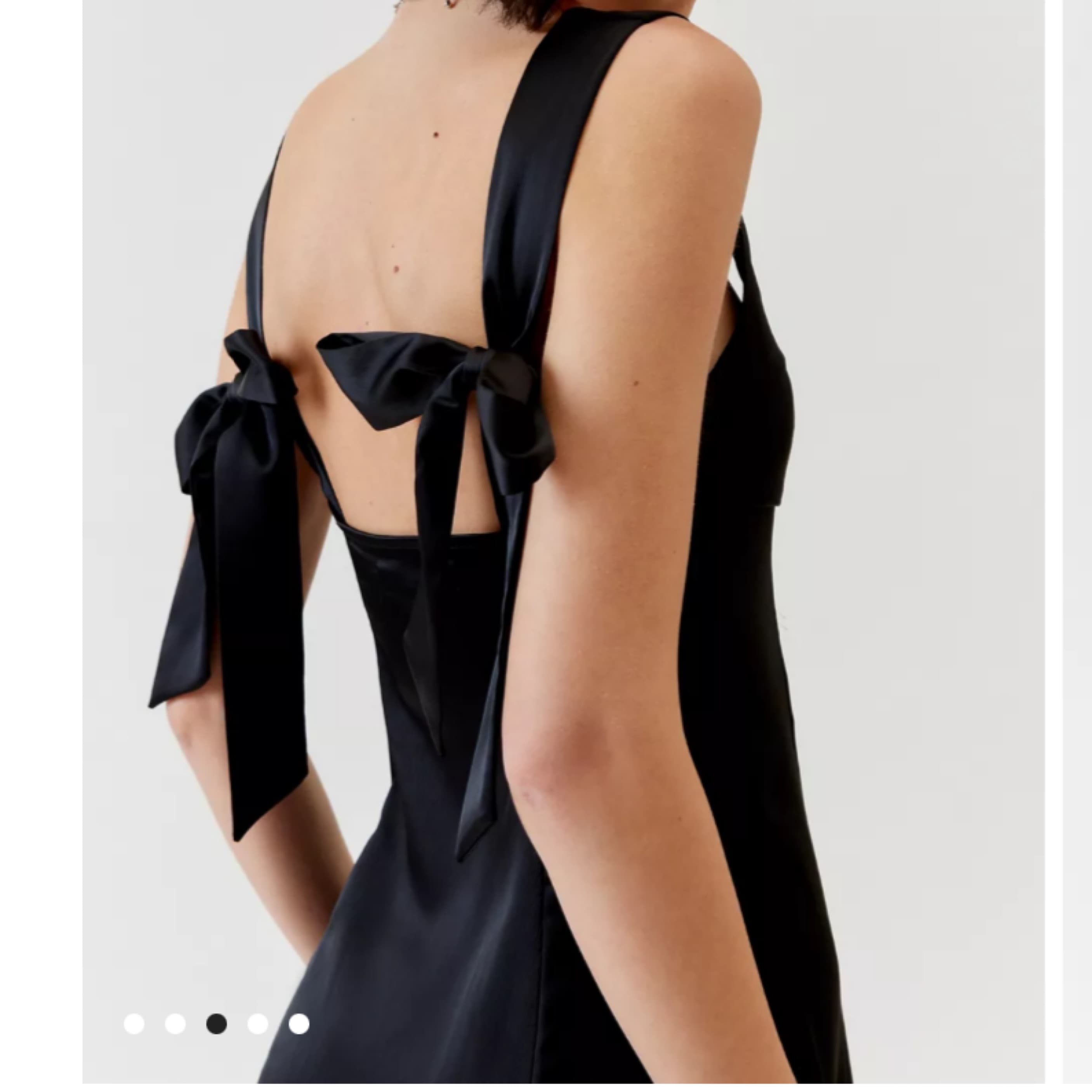 Black Mini dress With Bows - Image 2