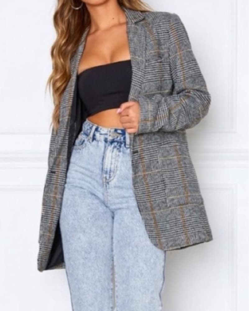 White Fox Boutique Oversized Blazer - Image 1