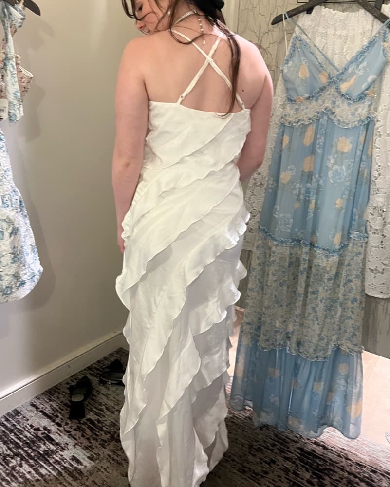 Ruffled White Maxi Dress - Image 3