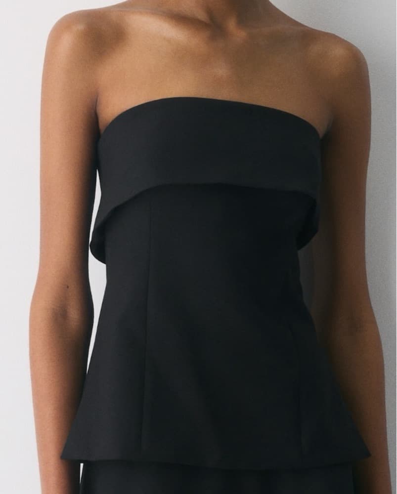 Chic Black Strapless Peplum Top - Image 2