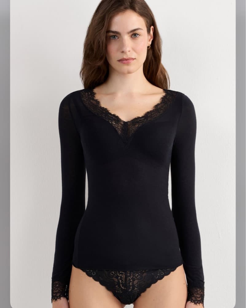 Intimissimi Ultralight Cashmere Lace Top - Image 1