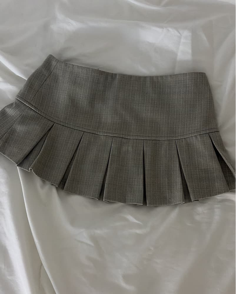 Danielle Guizio Pleated Micro Mini Skirt - Image 3