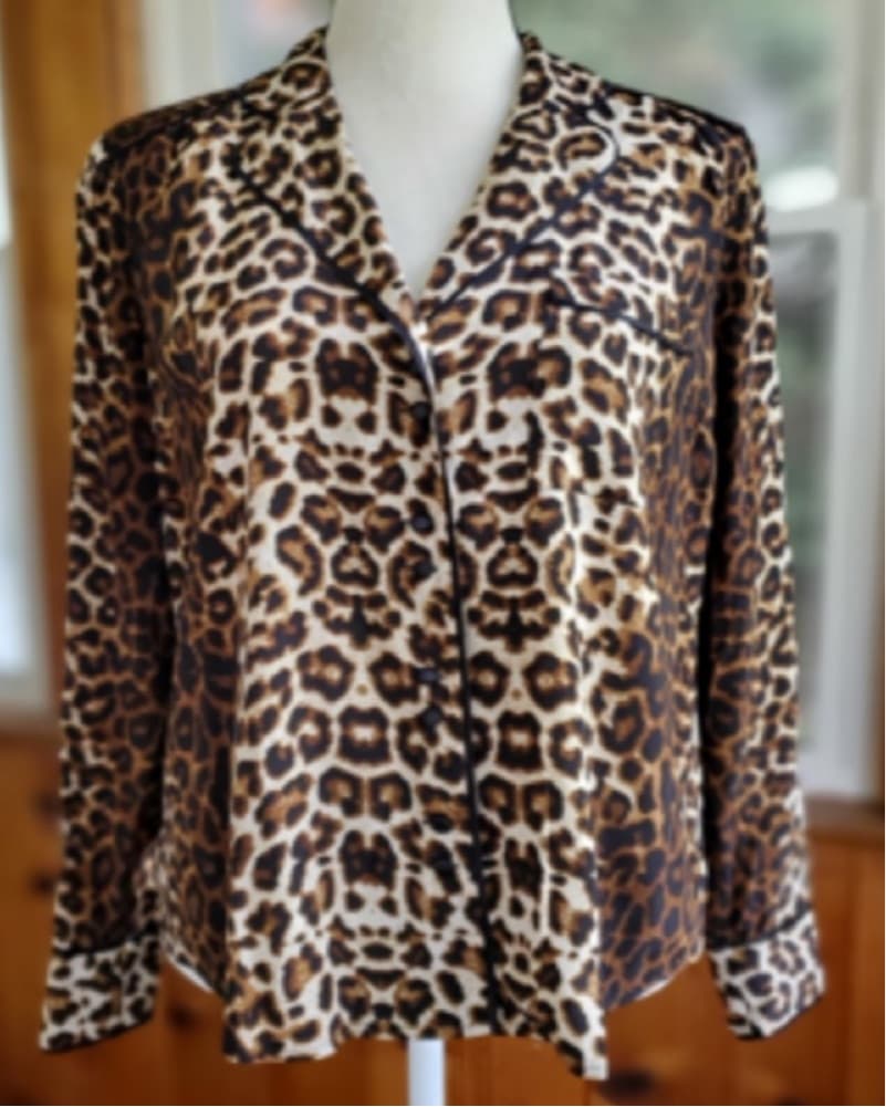 Veronica Beard Elegant Leopard Print Blouse - Image 1
