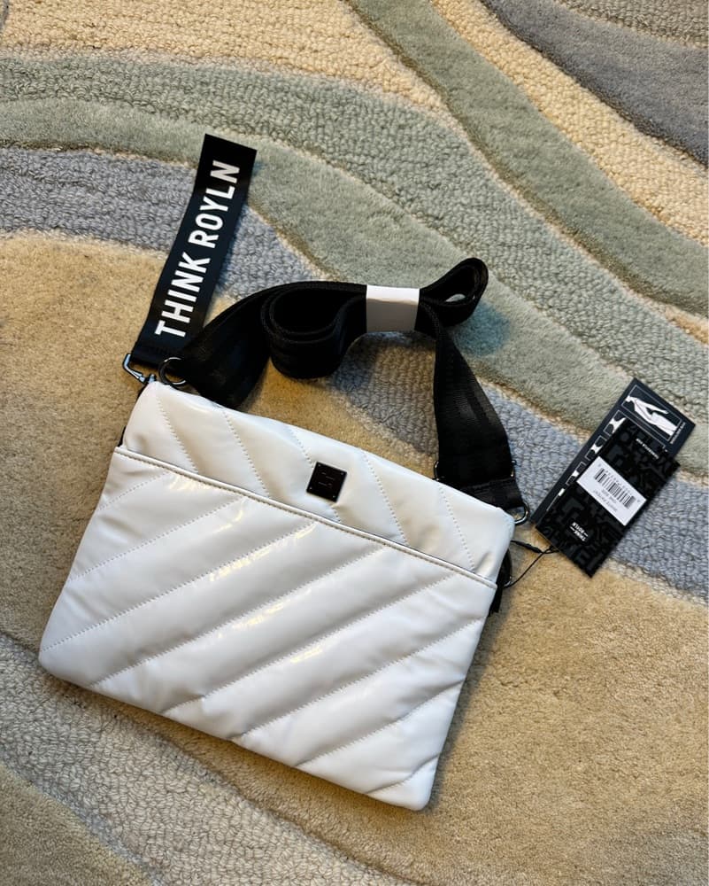Quilted White Crossbody Bag - Image 2